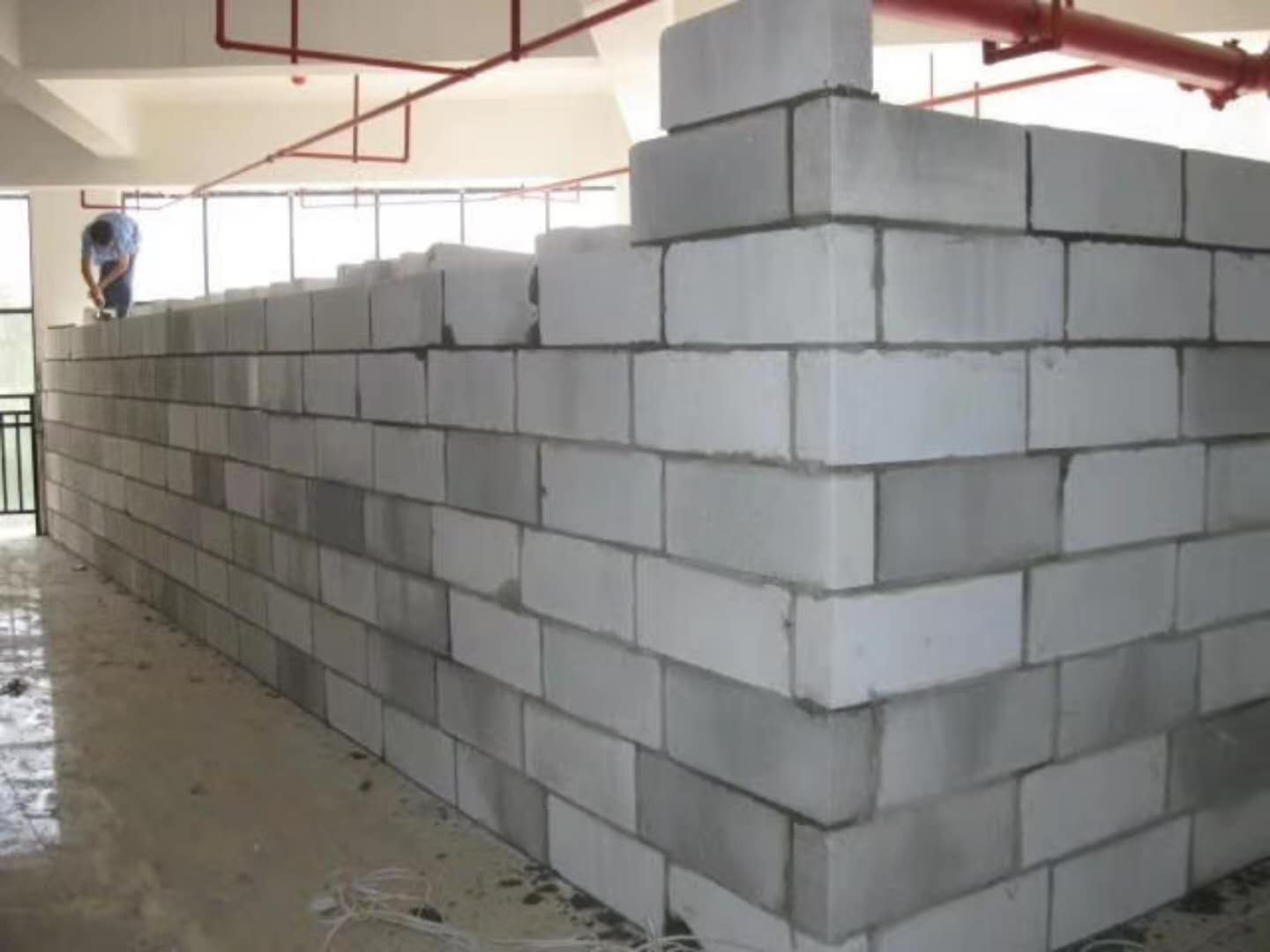 惠来蒸压加气混凝土砌块承重墙静力和抗震性能的研究